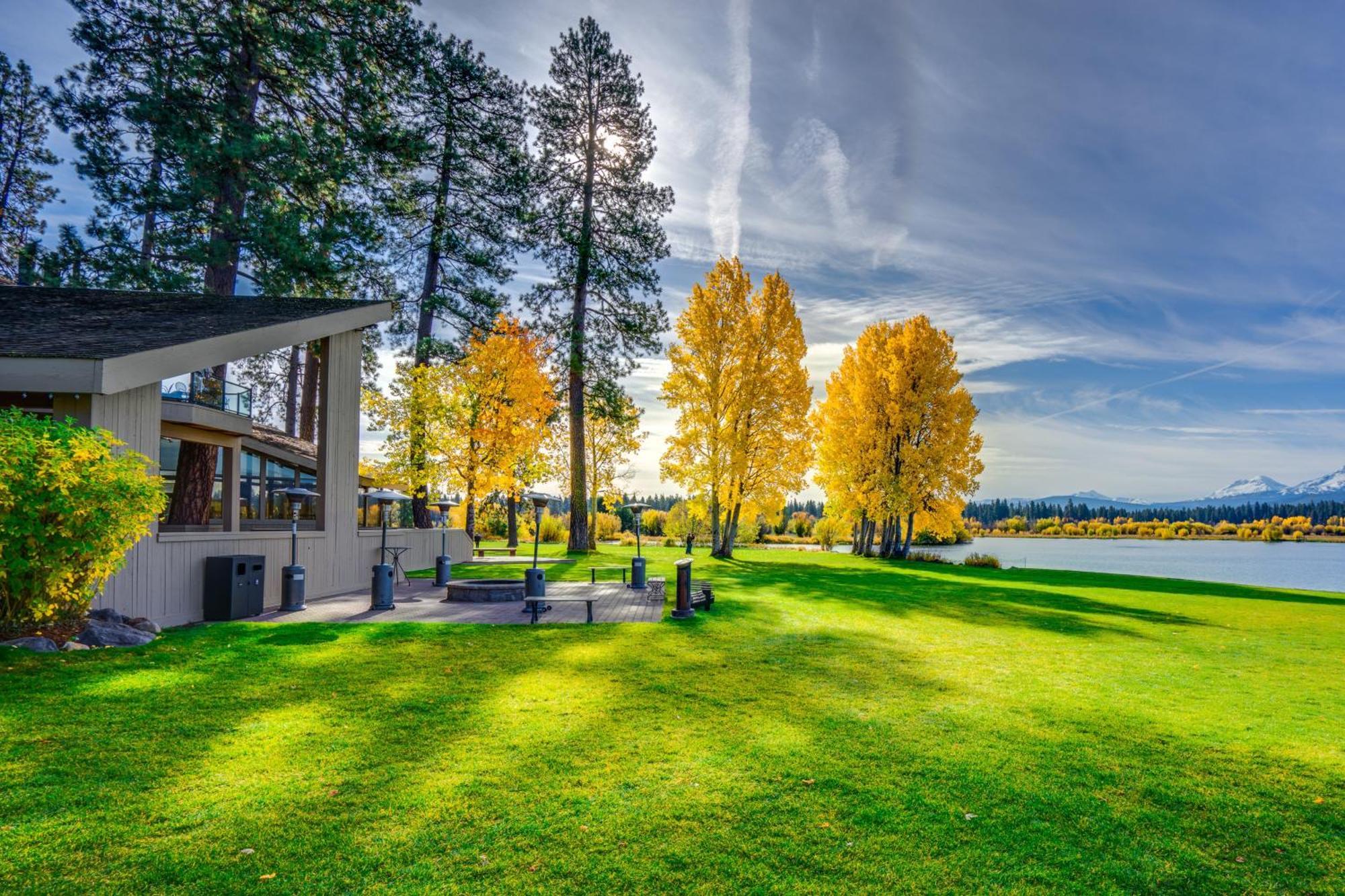 Black Butte Ranch: Hilltop Getaway Villa Exterior photo